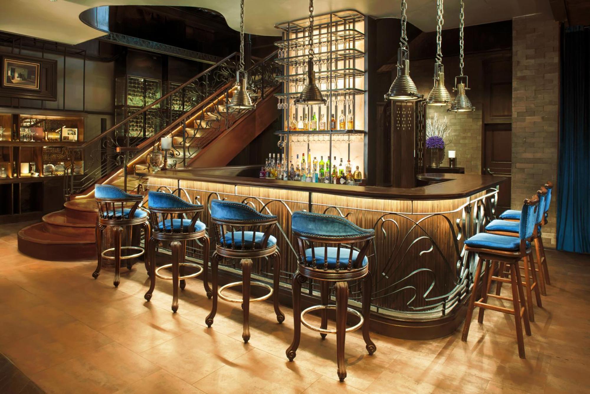 Hotel Muse Bangkok, Autograph Collection Esterno foto The bar at the Wynn