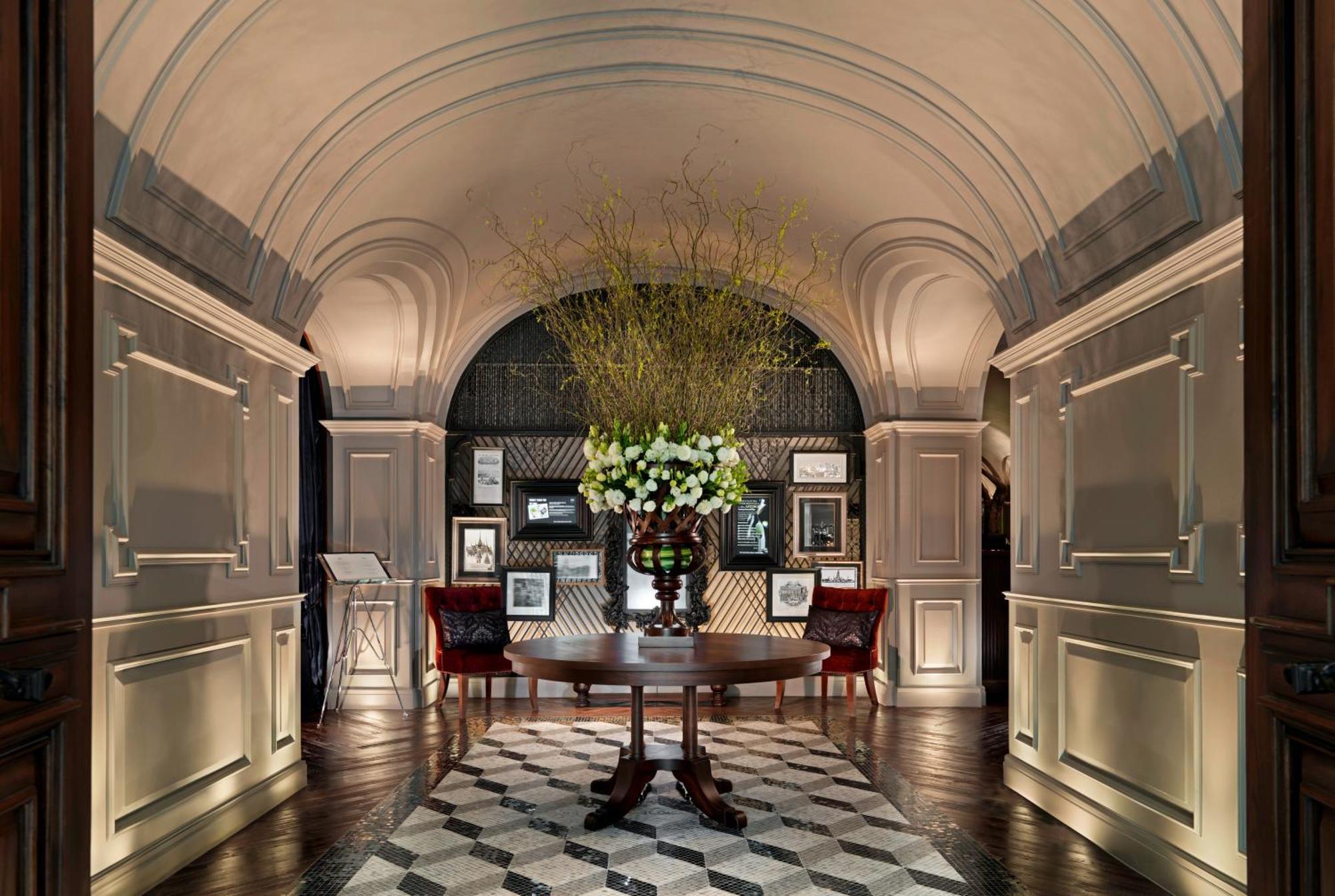 Hotel Muse Bangkok, Autograph Collection Esterno foto The interior of the hotel